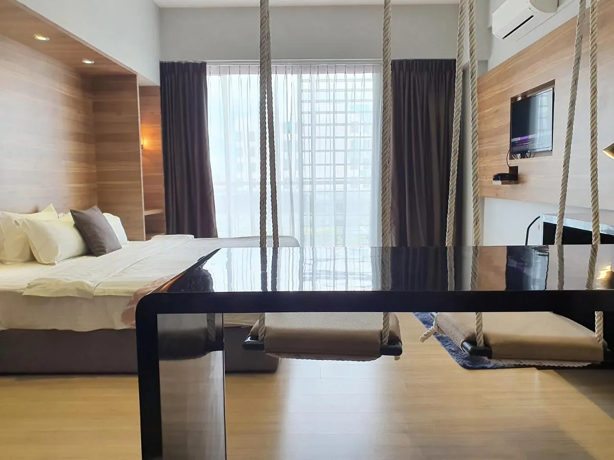Aeropod Studio - Laxzone Kota Kinabalu 0*,